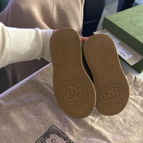 GUCCI. CHILDREN'S LEATHER PLATFORM SNEAKER - Picture 12 of 13